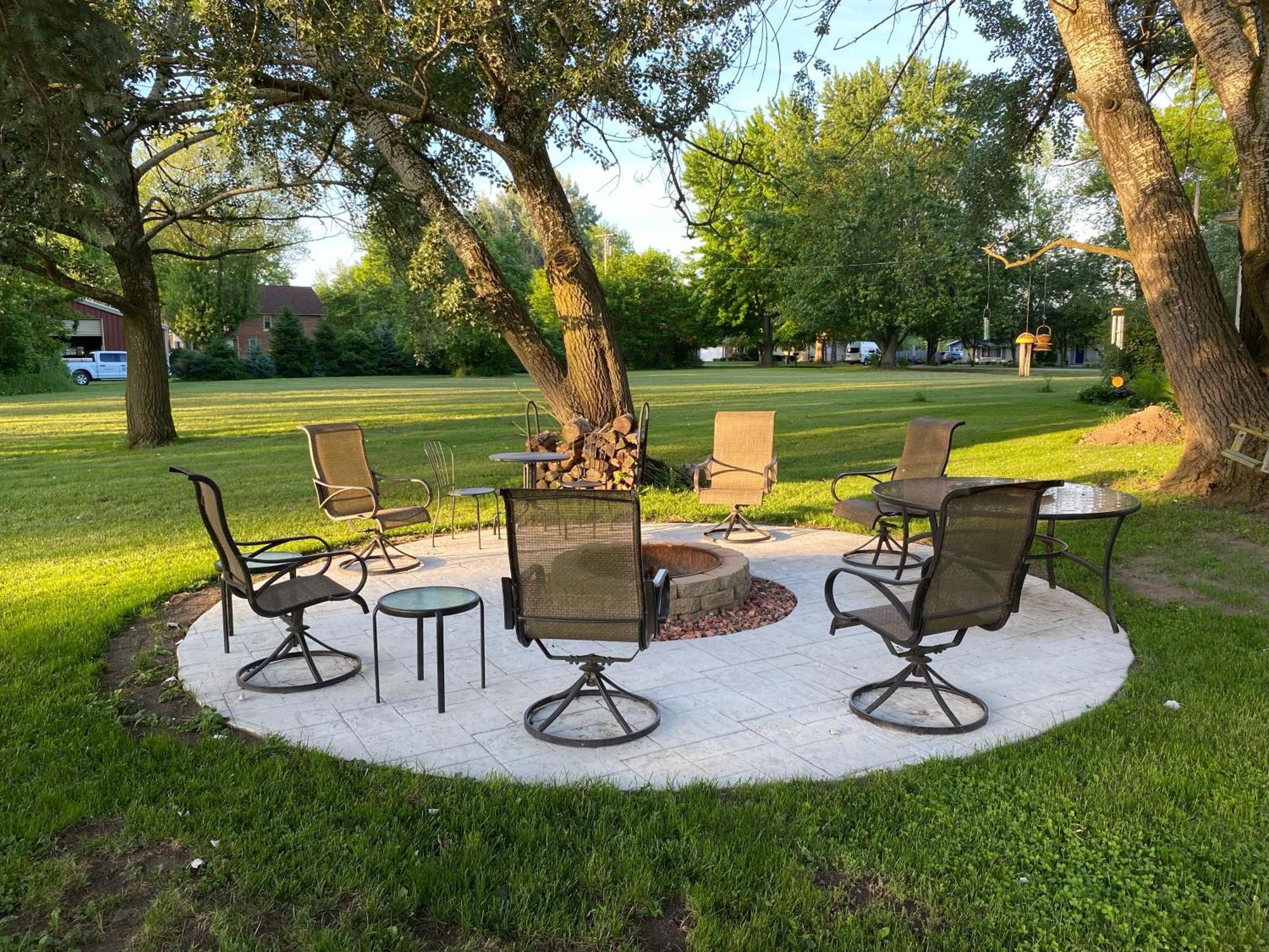 The Vine Bed & Breakfast, Llc Dundee Esterno foto
