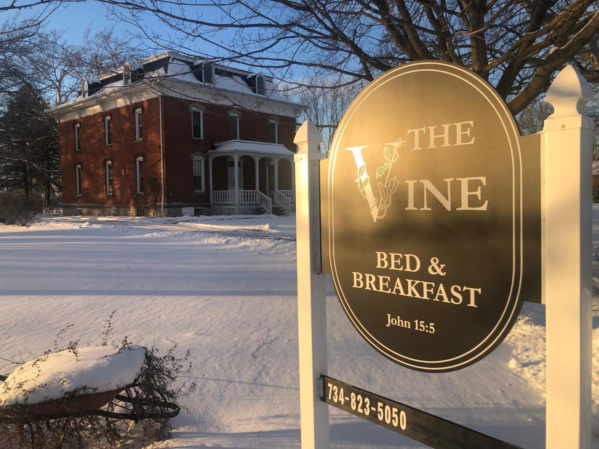 The Vine Bed & Breakfast, Llc Dundee Esterno foto